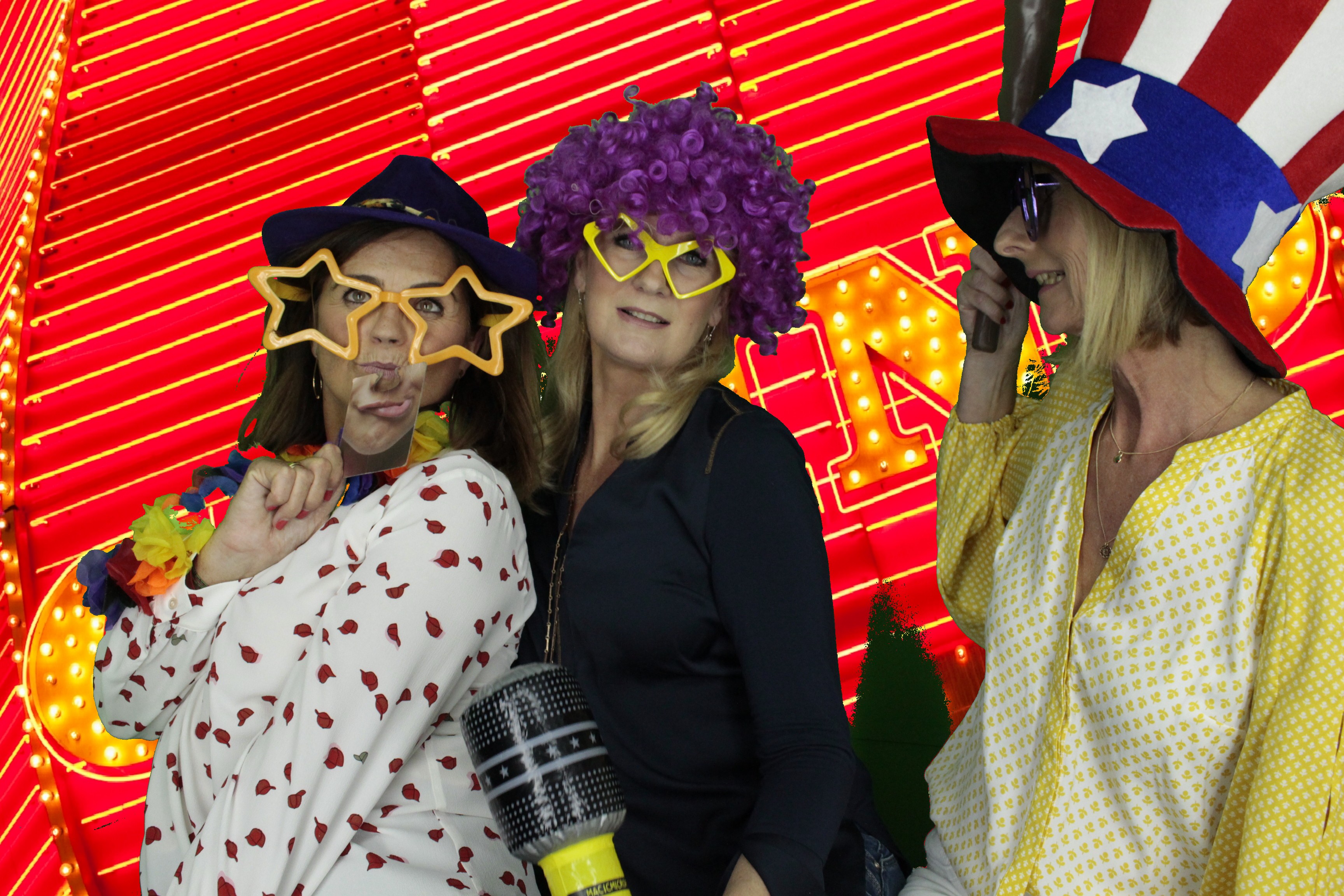 Chris's Birthday | View more photos from the event at gallery.myphotoboothexperience.co.uk/u/MyPhotoBoothExperienceLtd/Chriss-Birthday